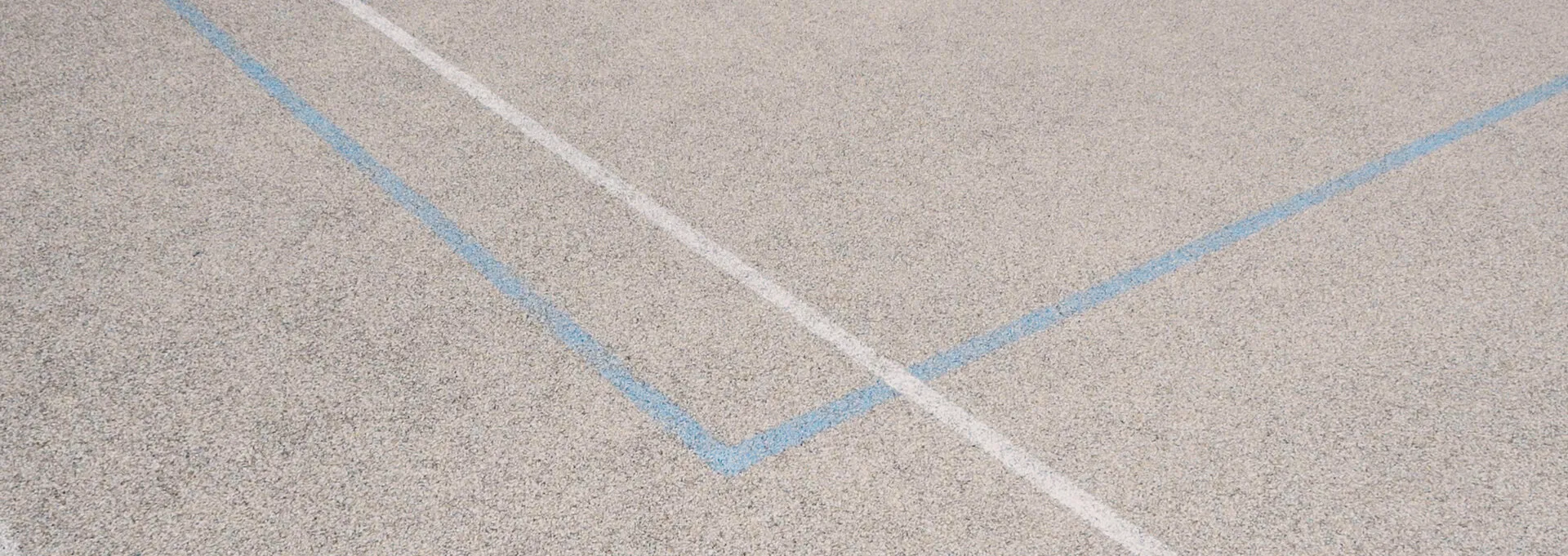 LE STADE - NIMA NABILI RAD - image 1