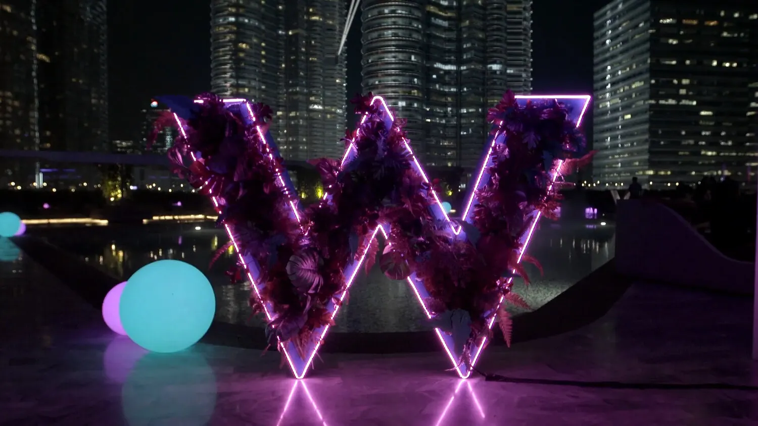 W HOTELS X MIXCLOUD - FUTURE RISING KUALA LUMPUR - NIMA NABILI RAD - image 3